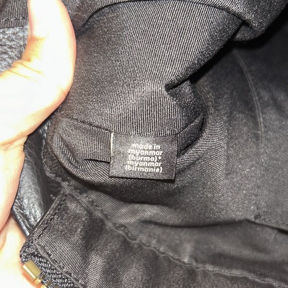 Coach Black Leather Tote with Signature Logo - Picture 11 of 12